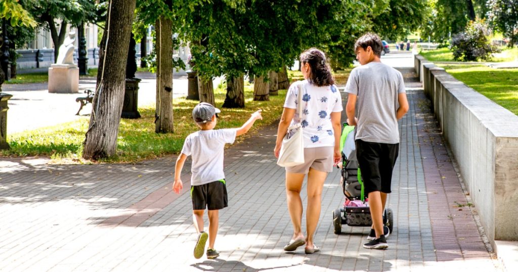 В Башкирии повысили выплаты приемным и патронатным семьям