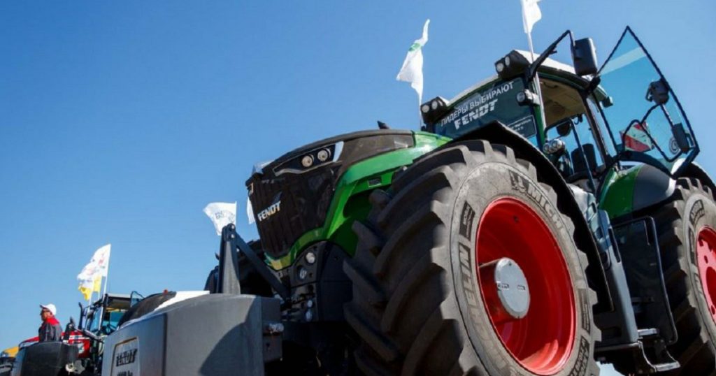 В Башкирии хотят создать предприятие по выпуску тракторов за ₽120 млн