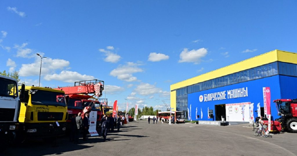 В Уфе открыли сервисный центр для белорусской техники за ₽350 млн