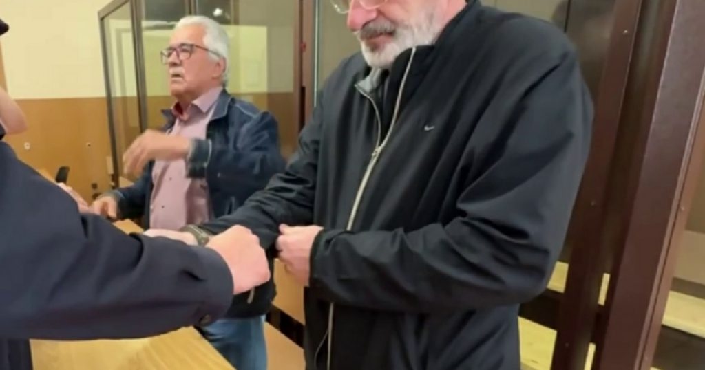 Трое мошенников пытались похитить $300 тыс. у вице-спикера Госсобрания