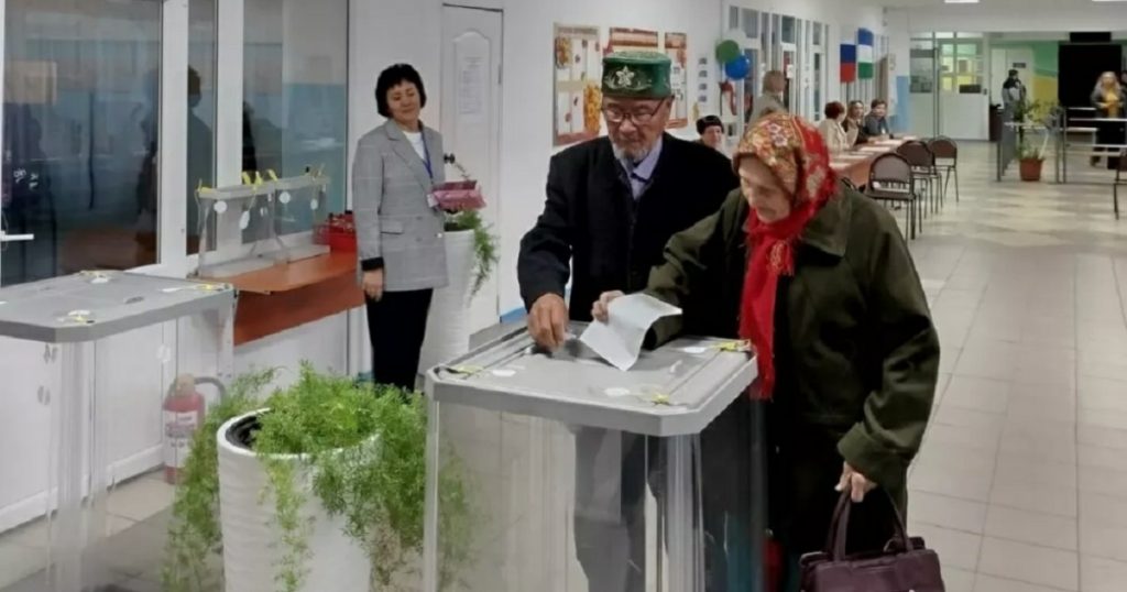 Более 800 наблюдателей работают на выборах в Башкирии