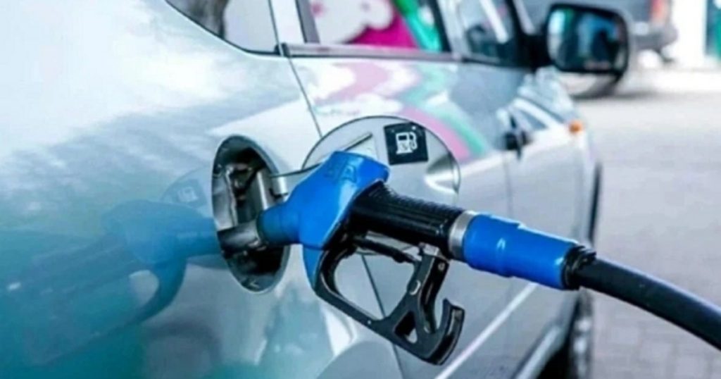 «Башнефть» вновь подняла цены на бензин