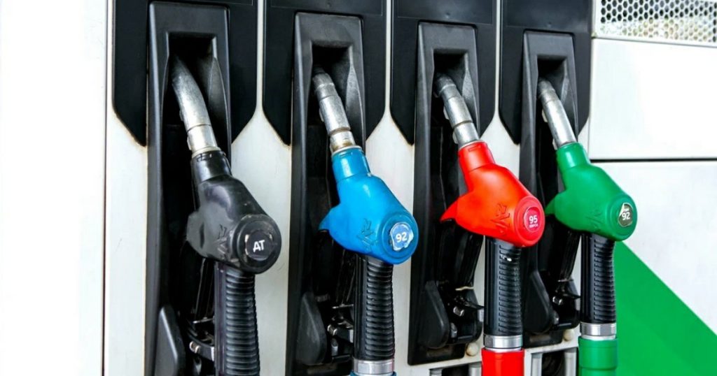 «Башнефть» подняла цены на две марки бензина и дизтопливо