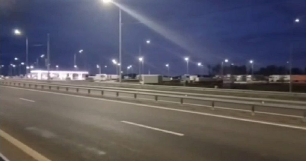 «Автодор» опроверг публикации об очередях на АЗС на трассе М-12