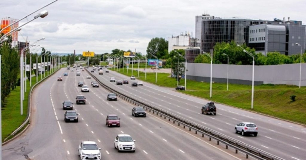 Число люксовых машин в Башкирии выросло за год почти на 42%