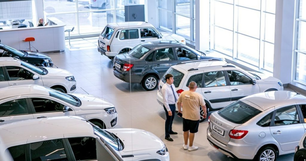 Объем выдачи автокредитов в Башкирии упал почти на 40%