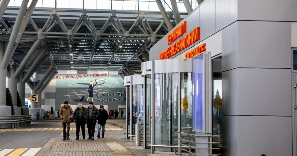 В аэропорту Уфы ввели ограничения на полеты