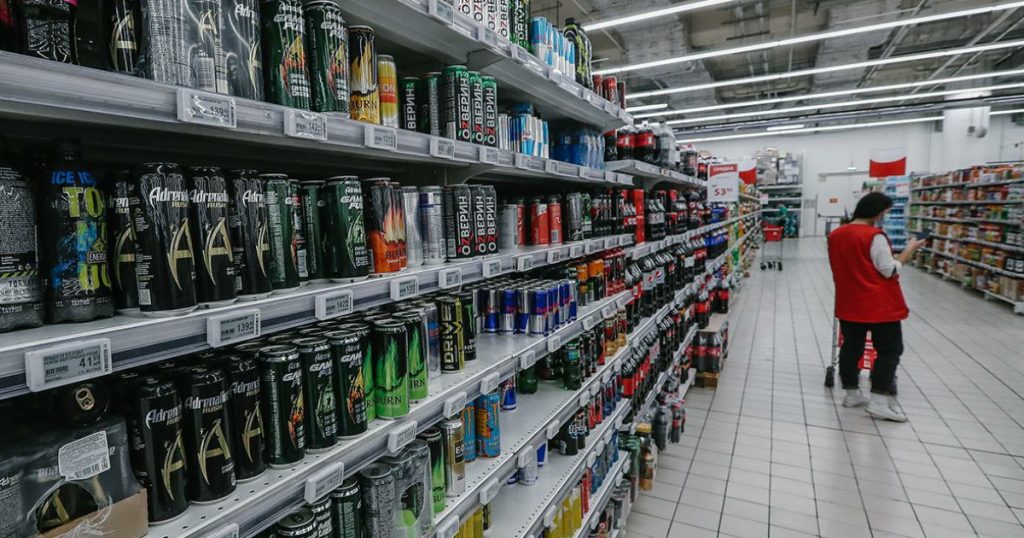 Депутаты одобрили штрафы до 200 тыс. за нарушения при продаже энергетиков