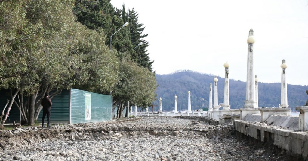 Башкирия может завершить реконструкцию набережной в Сухуме к лету