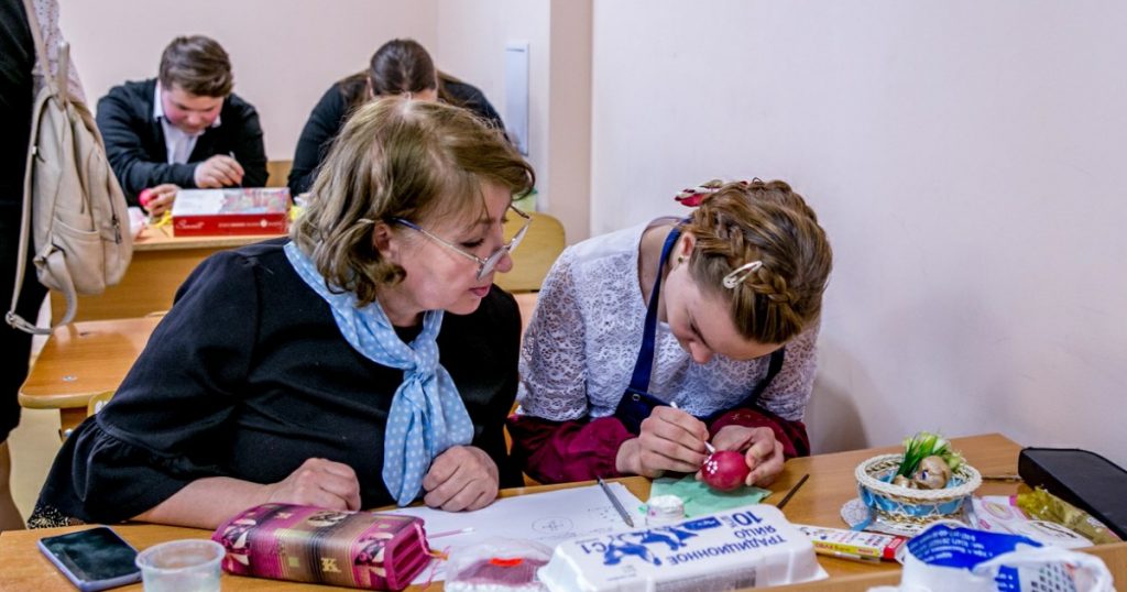 В школах Башкирии введут региональные доплаты за воспитательную работу