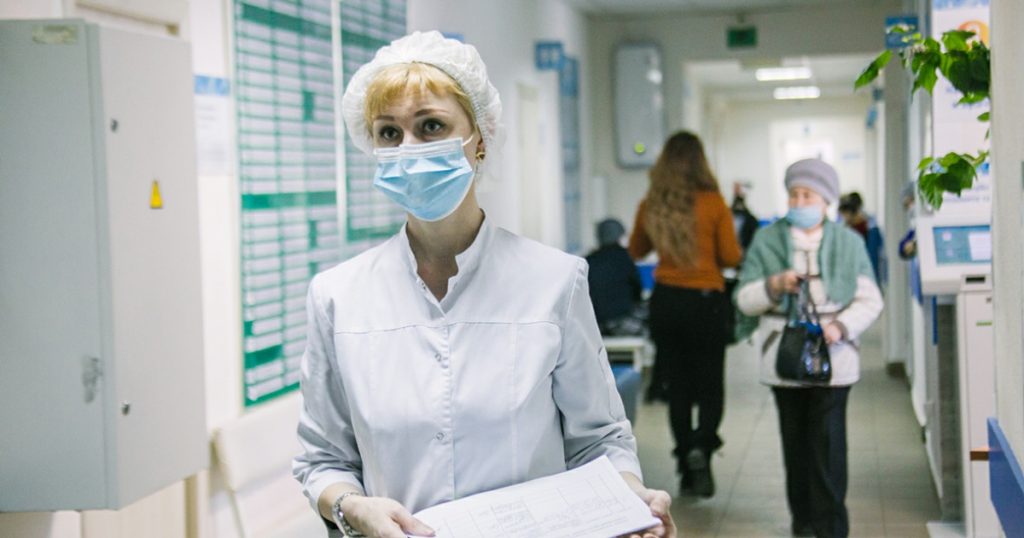 Врачам предложили выплачивать по ₽2 млн за переезд в города Башкирии