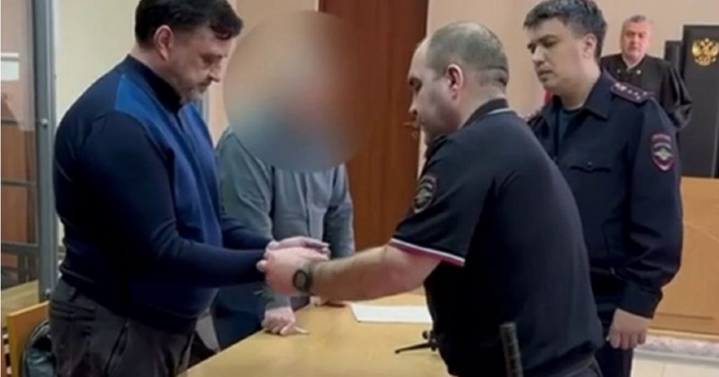 Экс-гендиректора БЭС приговорили к 10 годам колонии и штрафу в ₽67 млн