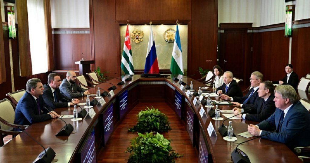 Прямые рейсы из Уфы в Сухум планируют запустить в мае